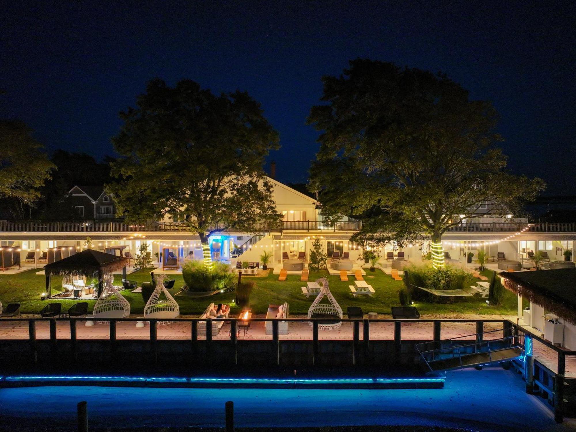 阿美利坚碧池酒店 Aquebogue 外观 照片